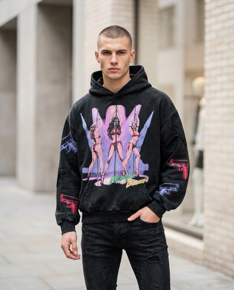 Unisex Hoodie – Yonav, A graphic print, An oversized fit – Tilly Outlet