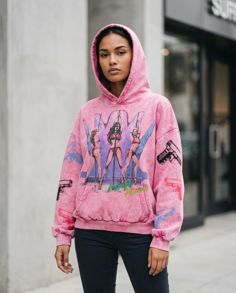 Unisex Hoodie – Yonav, A graphic print, An oversized fit – Tilly Outlet