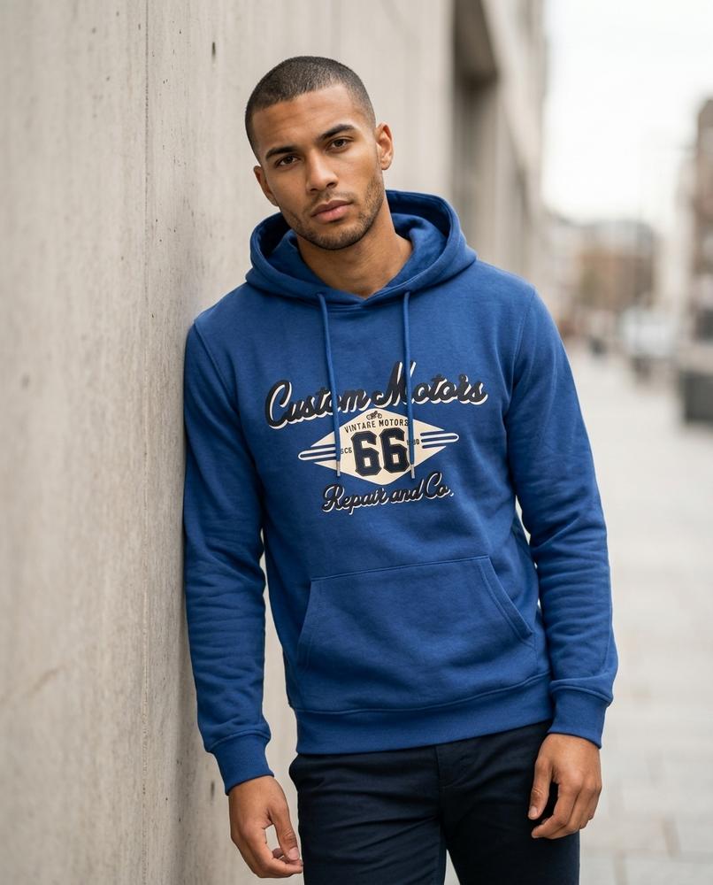 Unisex Hoodie – Minor, A graphic print, An attached hood – Tilly Outlet