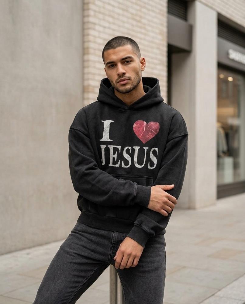 Unisex Hoodie – Zelev, A graphic print, Long sleeves – Tilly Outlet