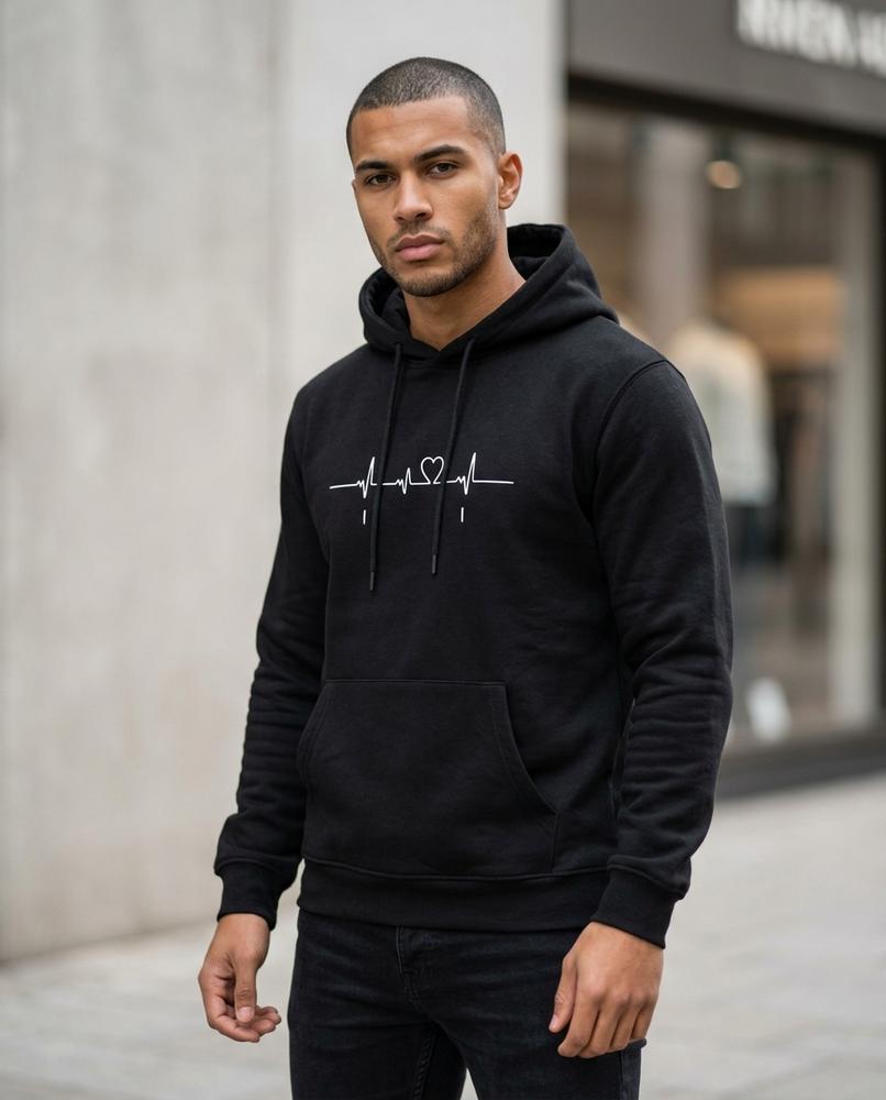 Men's Hoodie – Seser, A graphic print, An attached hood – Tilly Outlet