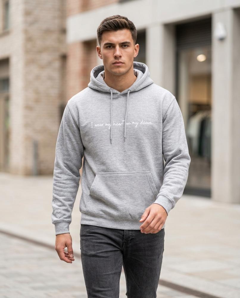 Yomir | Bedruckter Langärmeliger Hoodie Unisex – Tilly Outlet