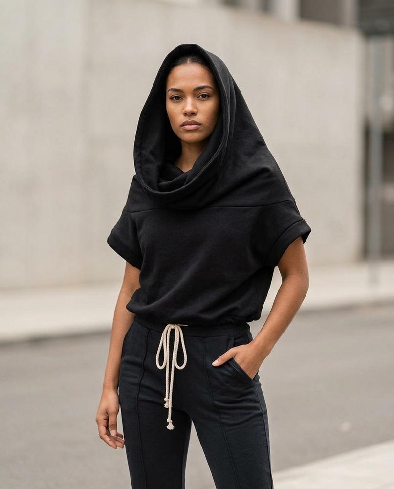 Semon | Kurzgeschnittener Sweat Hoodie Damen – Tilly Outlet