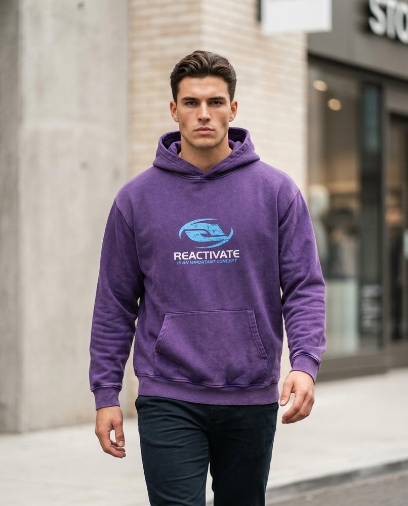 Unisex Hoodie – Ellan, Long sleeves, A relaxed fit – Tilly Outlet