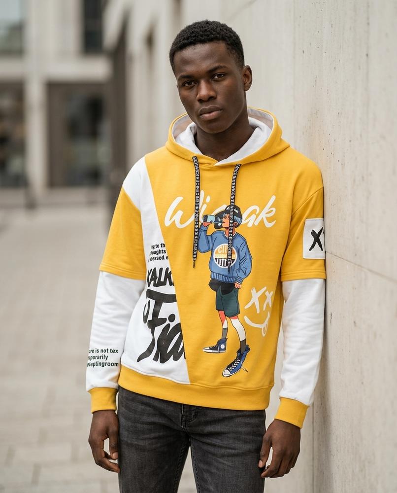 Unisex Hoodie – Kavar, A graphic print, An attached hood – Tilly Outlet