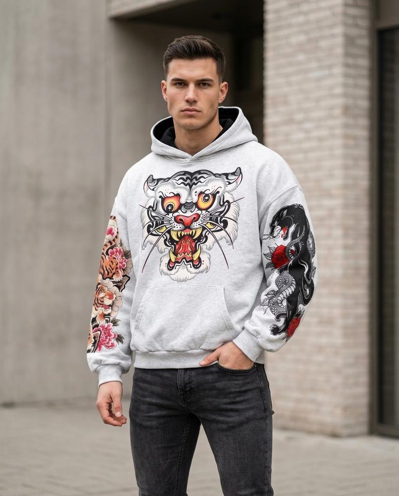 Unisex Hoodie – Vilom, A graphic print, An oversized fit – Tilly Outlet