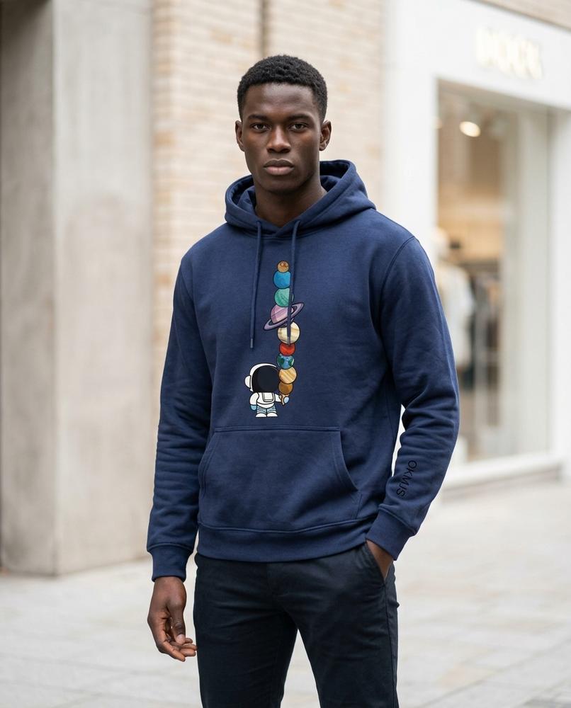 Men's Hoodie – Zoton, A graphic print, An attached hood – Tilly Outlet