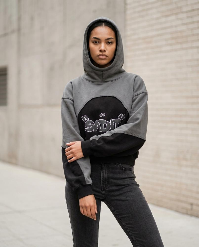 Women's Hoodie – Kusel, An attached hood, A relaxed fit – Tilly Outlet