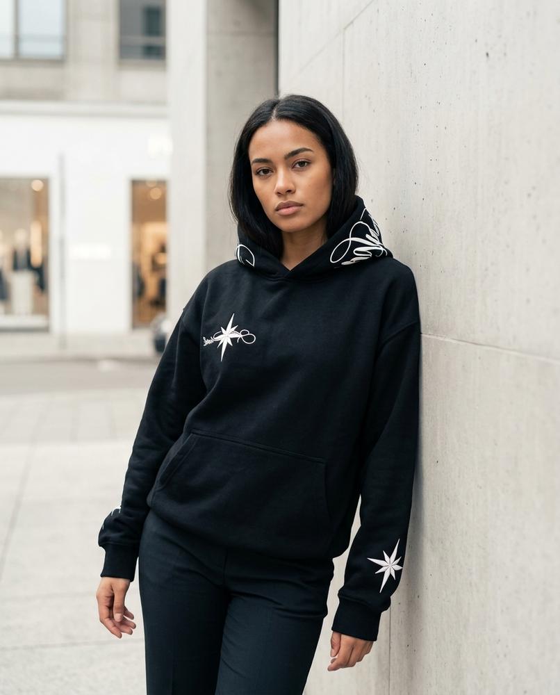 Nurad | Bedruckter Langärmliger Hoodie Unisex – Tilly Outlet