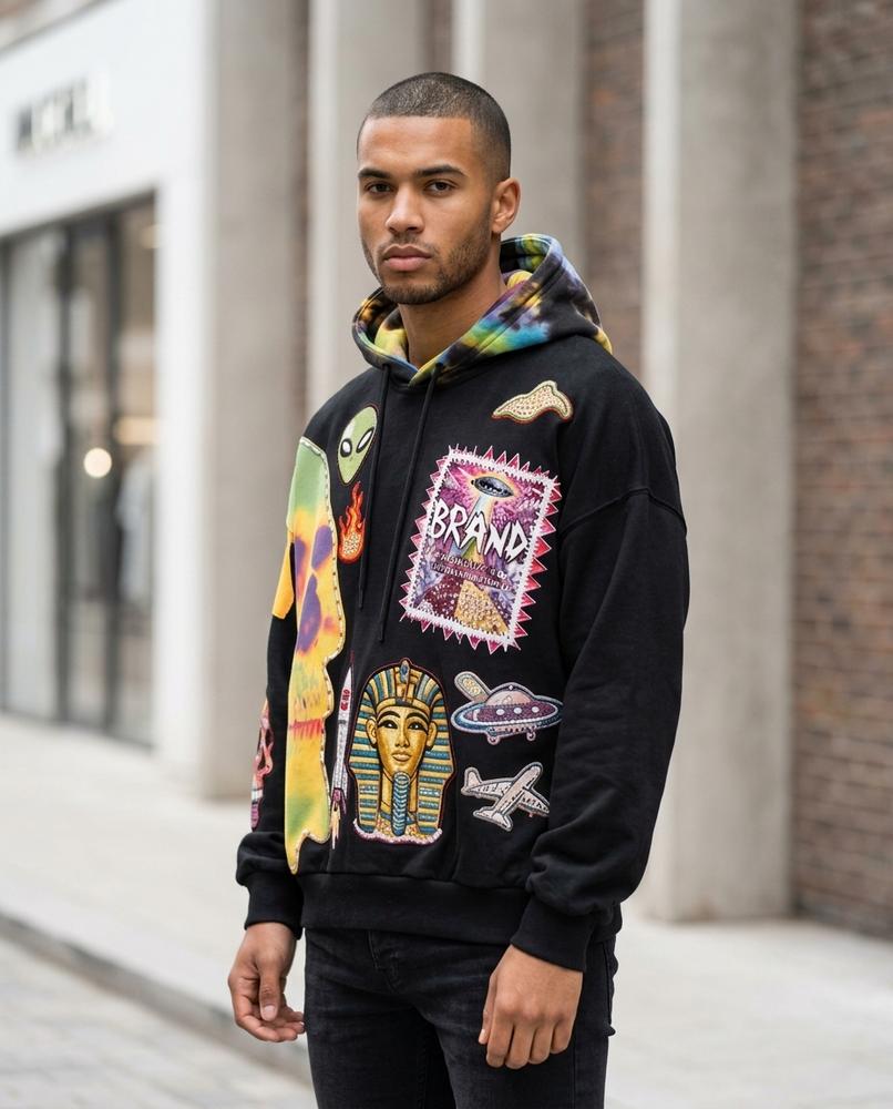 Yonid | Applizierter Langärmliger Hoodie Herren – Tilly Outlet