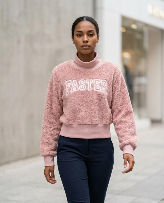 Virev | Flauschiger Teddy Rollkragenpullover Damen – Tilly Outlet